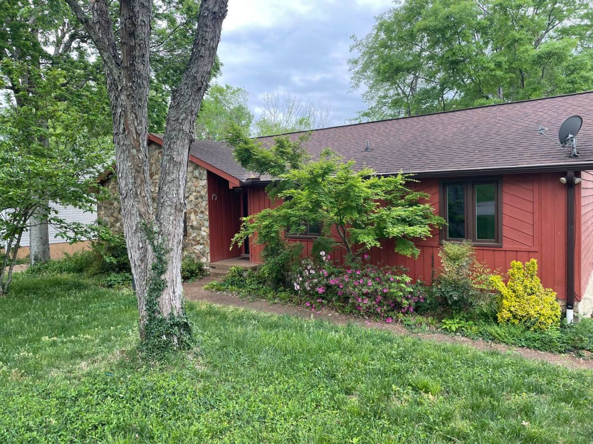 House for rent at 6808 River Ridge Dr, Nashville, TN 37221