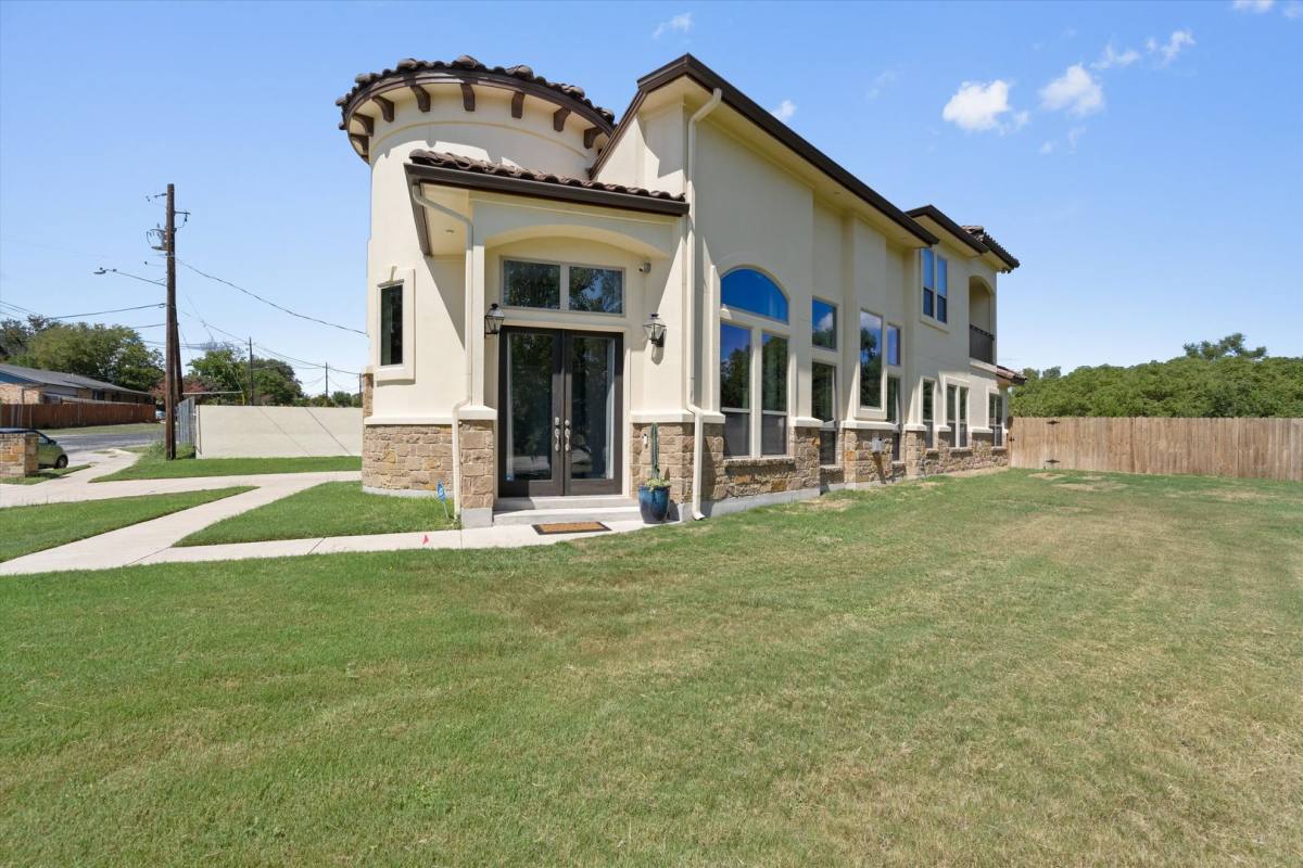 House for rent at 1614 Cedar Bend Dr, Austin, TX 78758