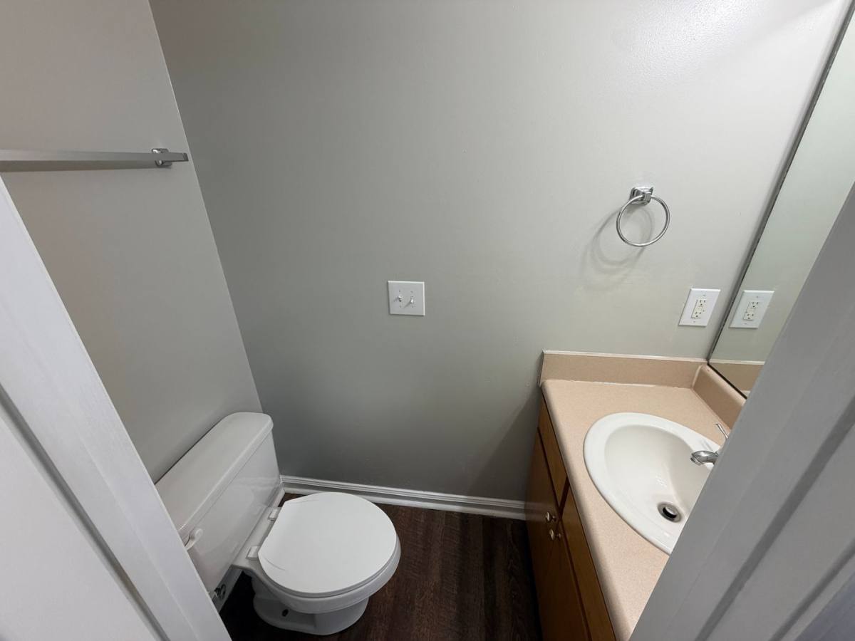 Apartment for rent at 427 E Main St, Hahira, GA 31632