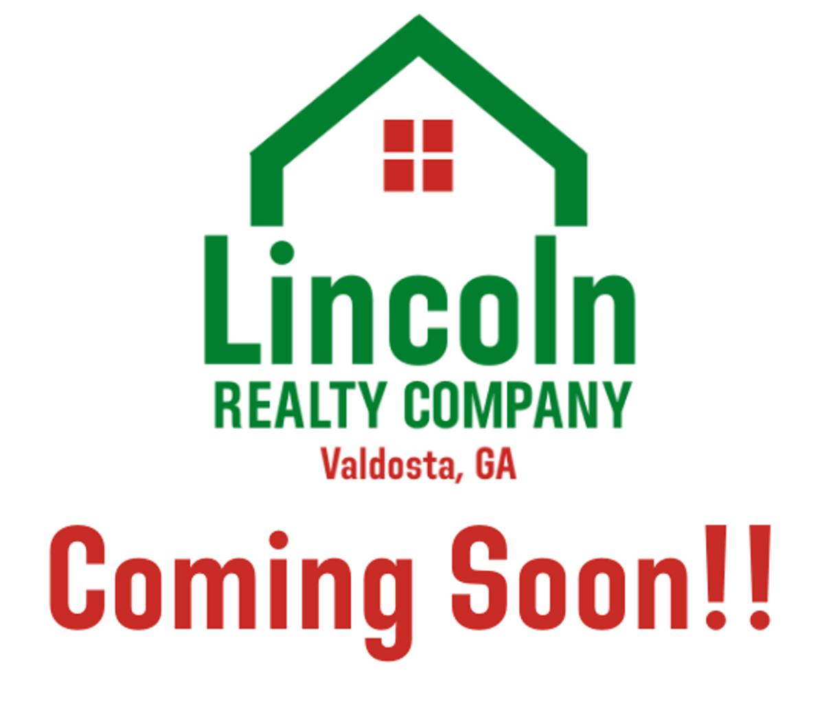 Apartment for rent at 427 E Main St, Hahira, GA 31632