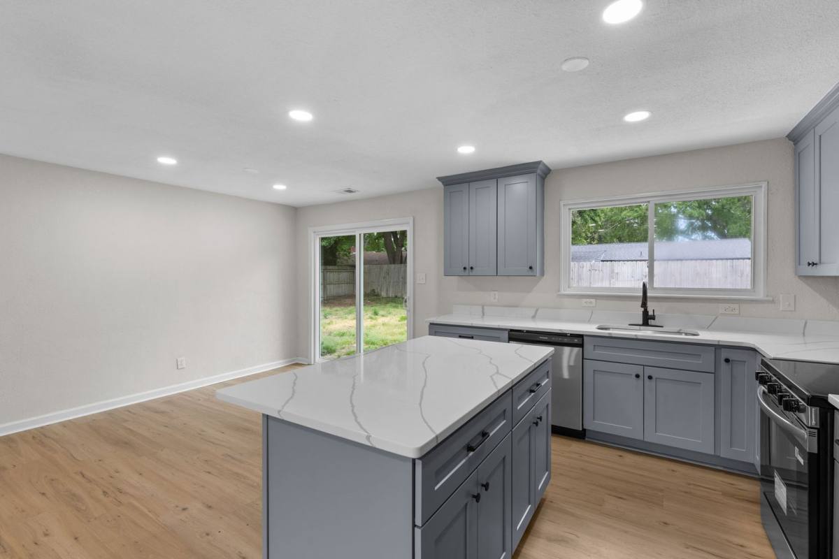 House for rent at 412 Lineberry Rd, Virginia Beach, VA 23452