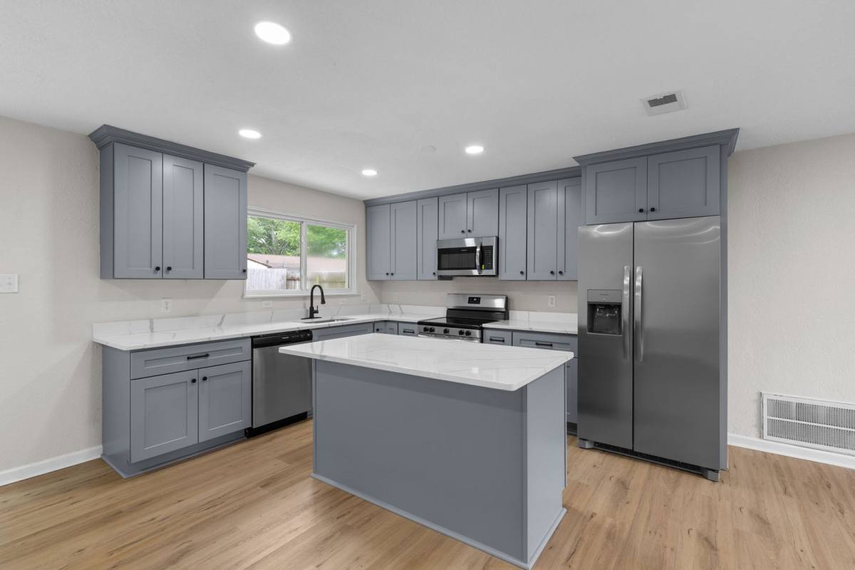 House for rent at 412 Lineberry Rd, Virginia Beach, VA 23452