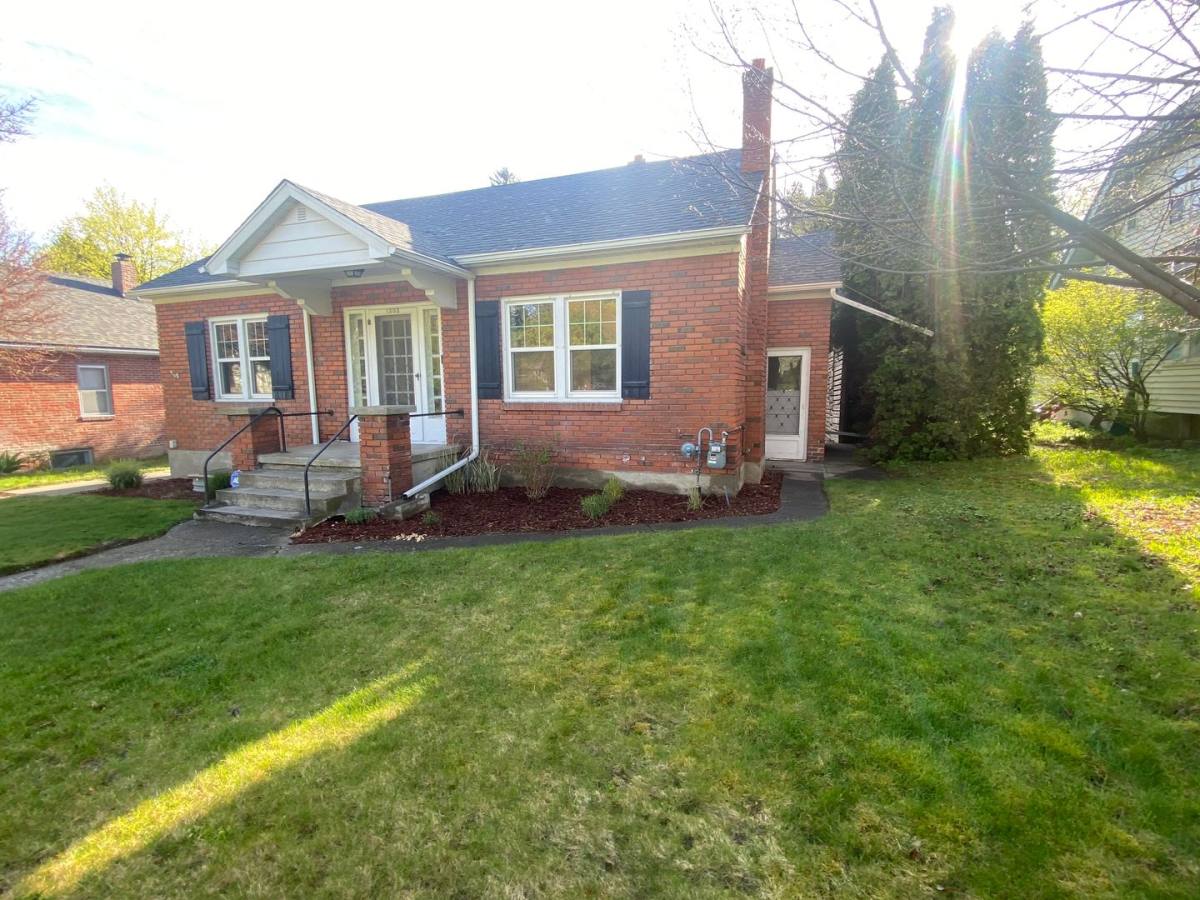 House for rent at 1303 S Garfield St, Spokane, WA 99202