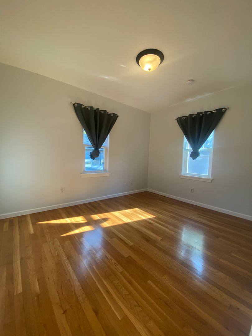 House for rent at 1303 S Garfield St, Spokane, WA 99202