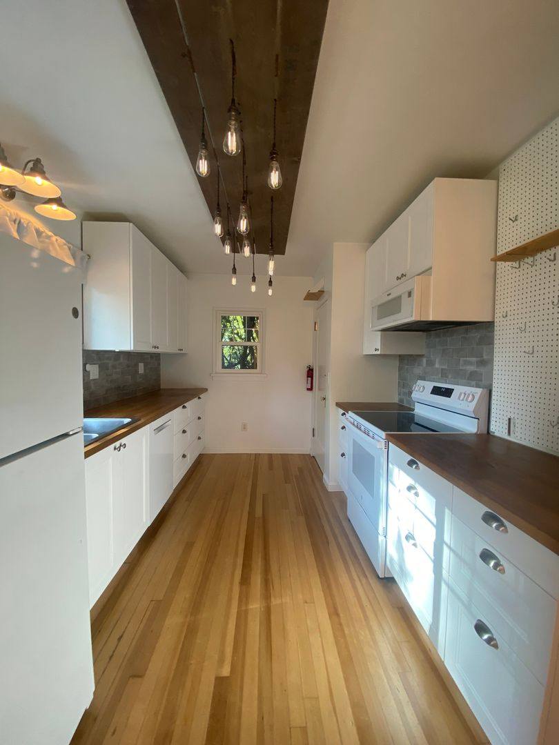 House for rent at 1303 S Garfield St, Spokane, WA 99202