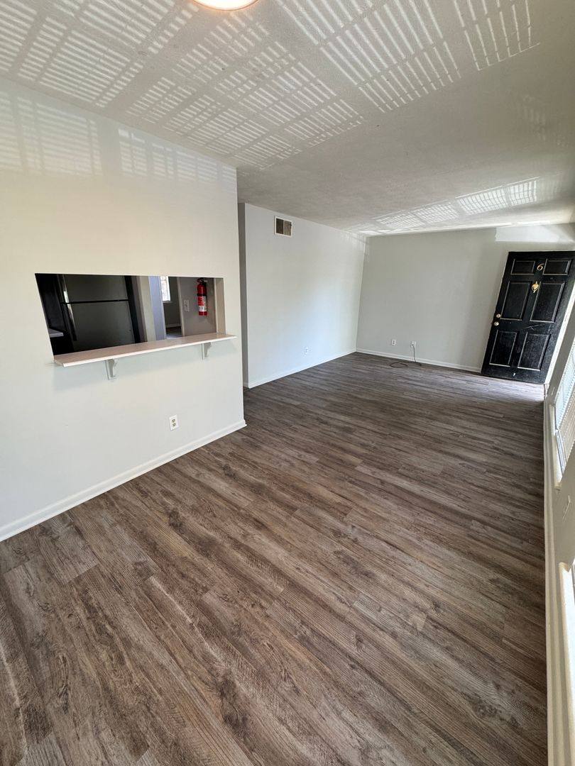 Apartment for rent at 301 E Choccolocco St, Oxford, AL 36203