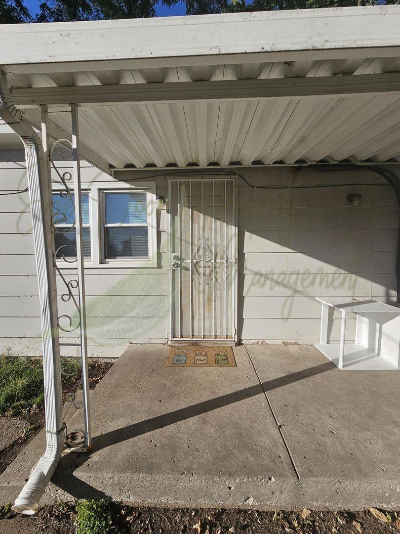 Apartment for rent at 511 S Osage St #2, Independence, MO 64050