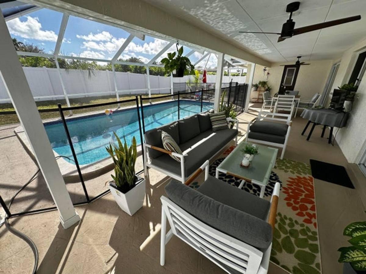 House for rent at 6860 S Calle Del Paz, Boca Raton, FL 33433