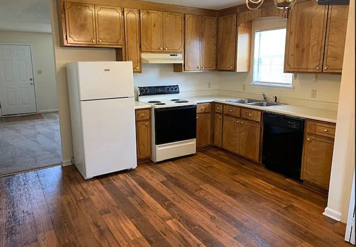 Apartment for rent at 1438 Green St, Valdosta, GA 31601