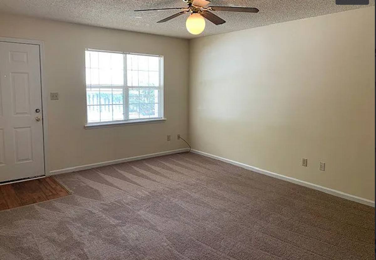 Apartment for rent at 1438 Green St, Valdosta, GA 31601