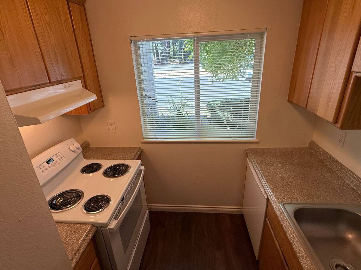 Apartment for rent at Park Hillsboro, 760 SE 10th Ave, Hillsboro, OR 97123