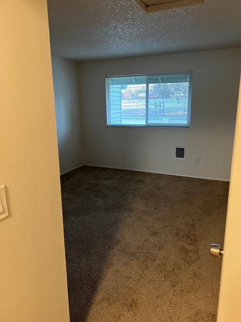 Apartment for rent at 760 SE 10th Ave, Hillsboro, OR 97123