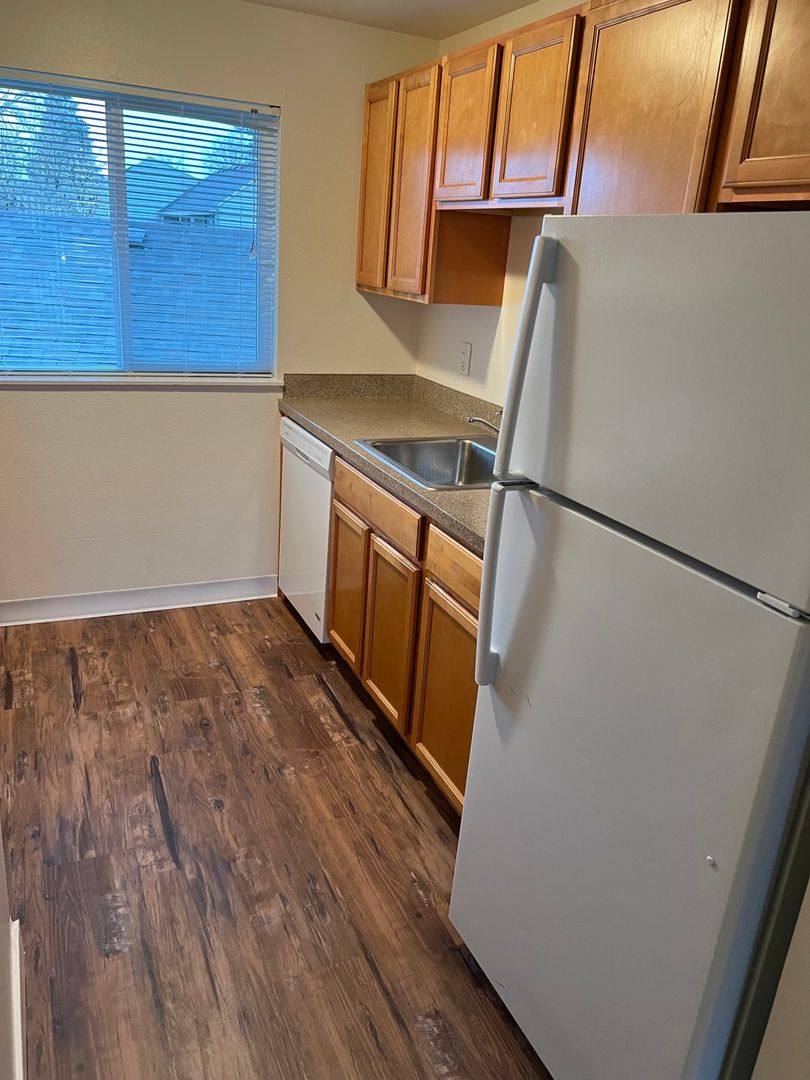 Apartment for rent at 760 SE 10th Ave, Hillsboro, OR 97123