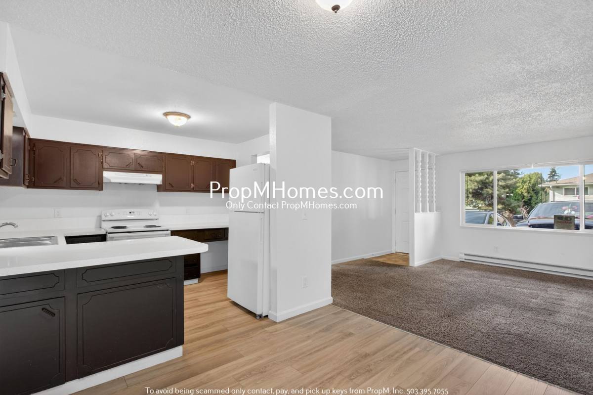 Apartment for rent at 1131 NE 162nd Ave, Portland, OR 97230