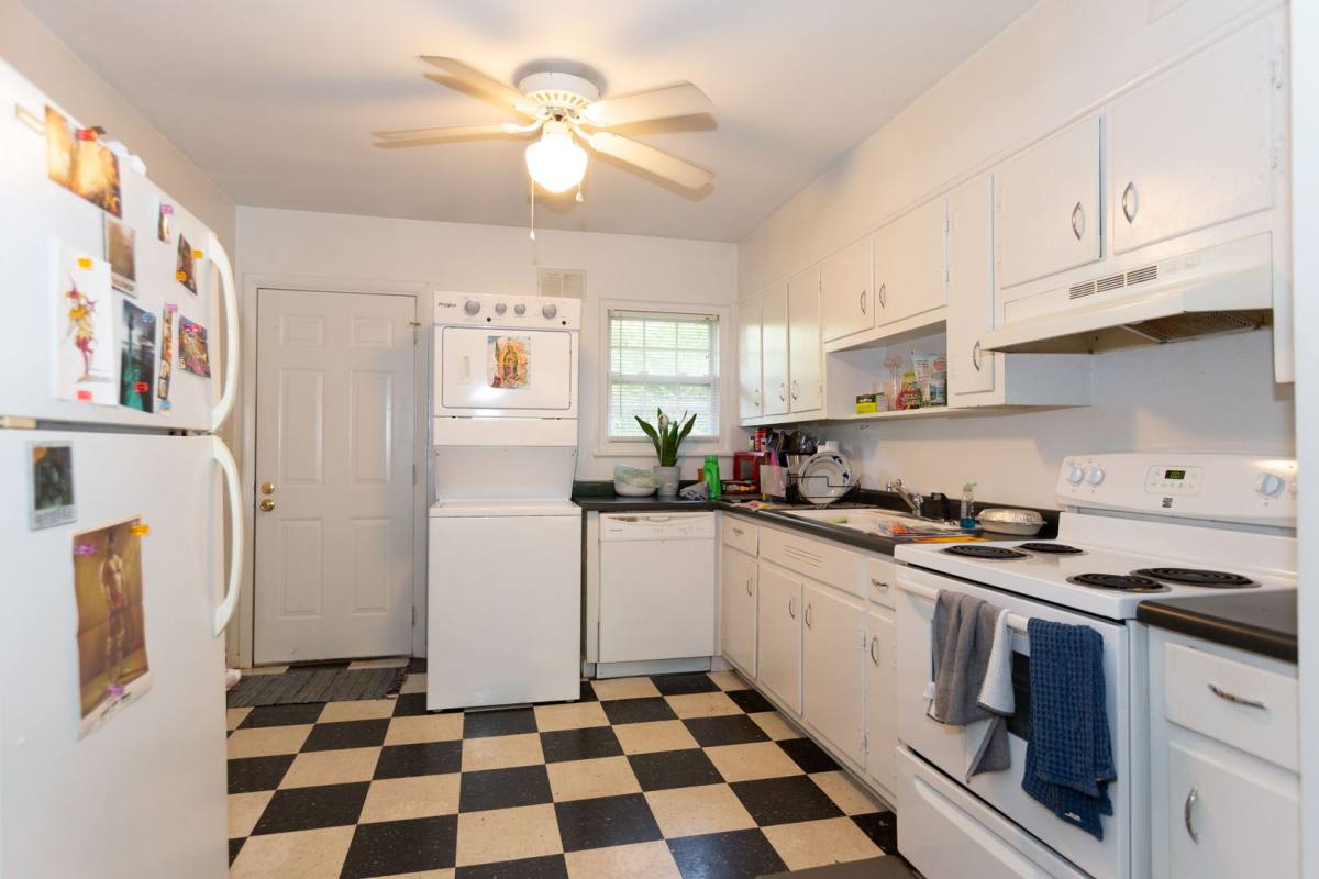 Apartment for rent at 645 Blvd, Athens, GA 30601