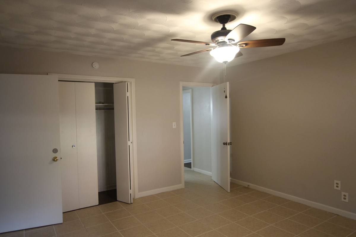 Apartment for rent at 1424 E Houston St, Tyler, TX 75702