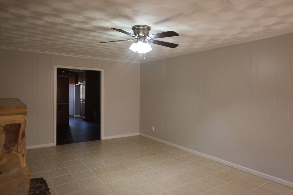 Apartment for rent at 1424 E Houston St, Tyler, TX 75702