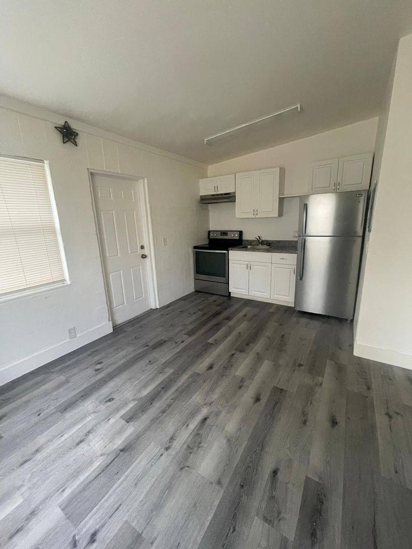 Apartment for rent at 320 NE 13th Ave, Boynton Beach, FL 33435