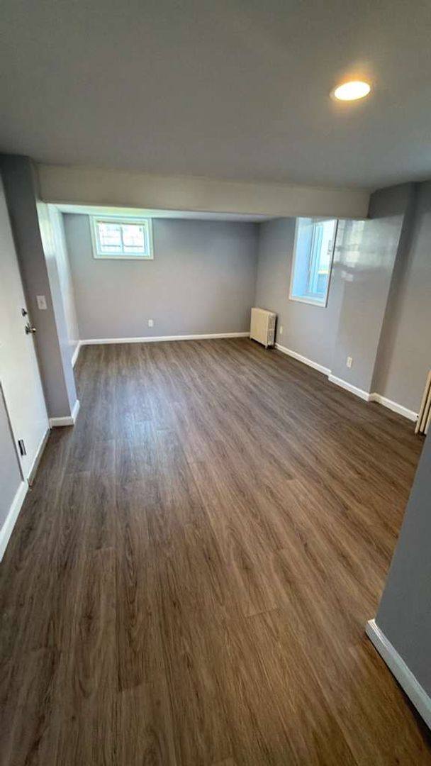 Apartment for rent at 120 Morgan Ave, Bridgeport, CT 06606