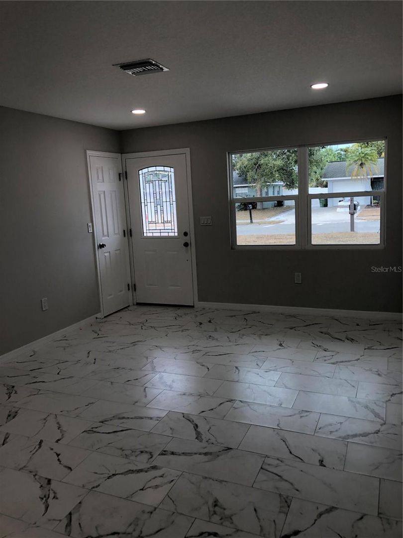 House for rent at 345 Parkland Ave, Sarasota, FL 34232