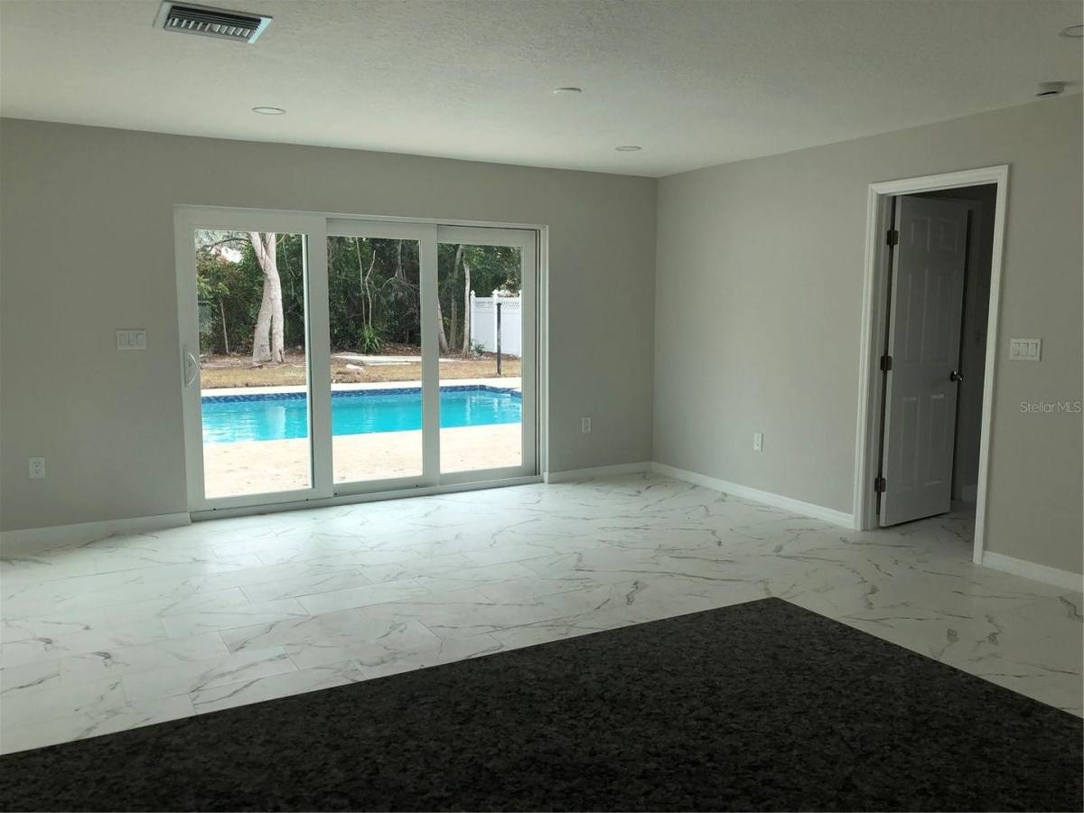 House for rent at 345 Parkland Ave, Sarasota, FL 34232