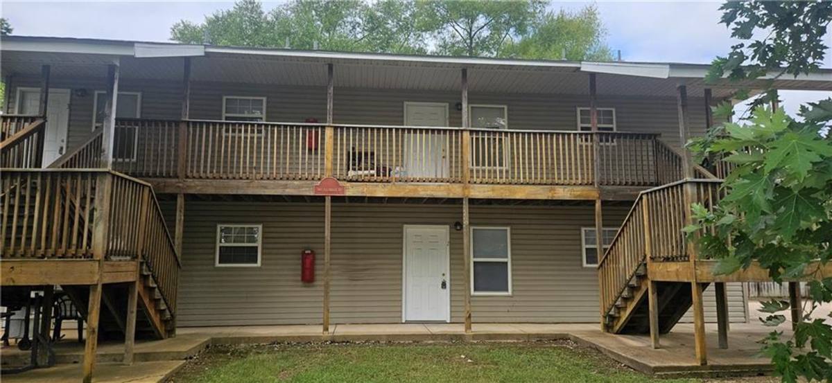 Apartment for rent at 1983 Razorback Rd, Fayetteville, AR 72701