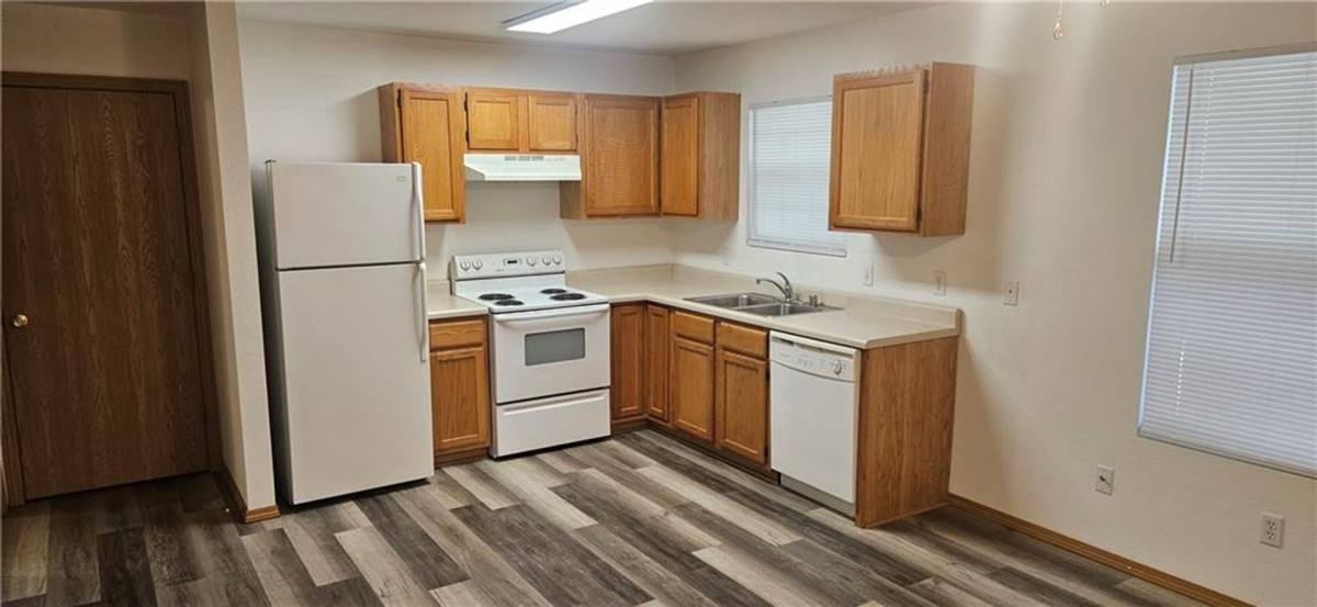 Apartment for rent at 1983 Razorback Rd, Fayetteville, AR 72701