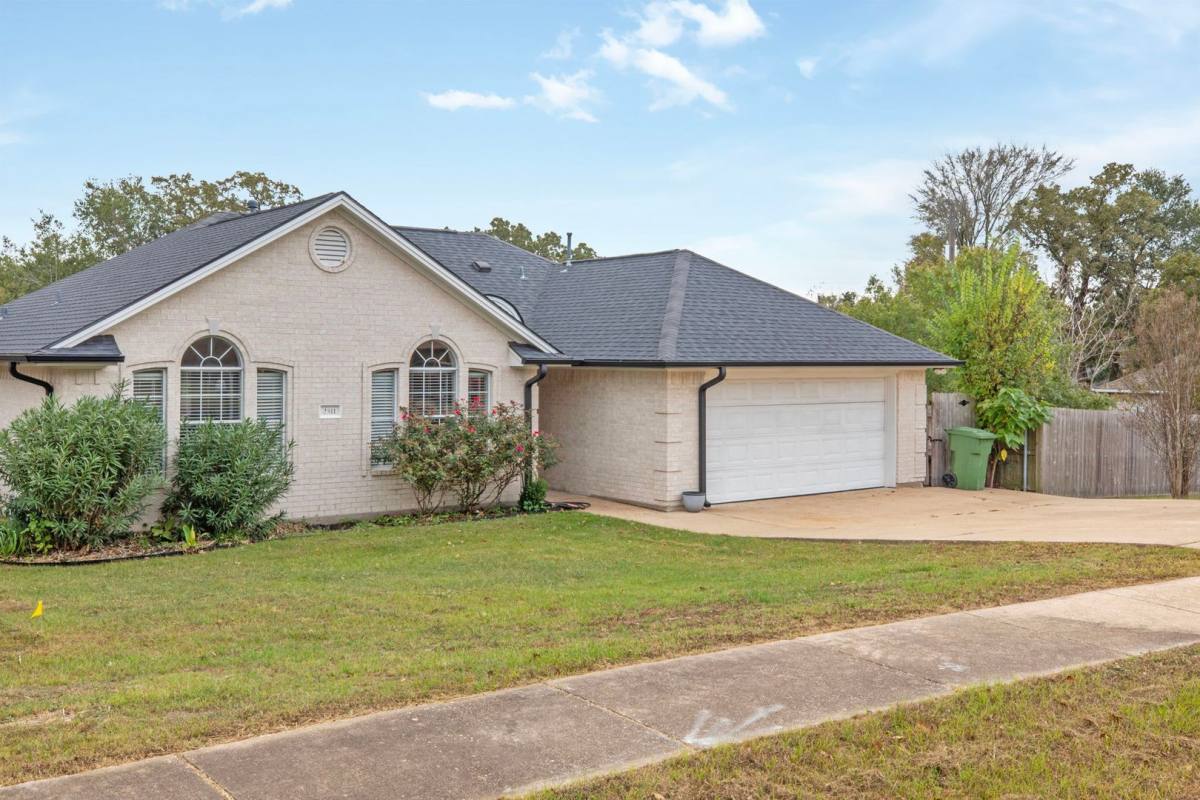House for rent at 2511 Westwood Main, Bryan, TX 77807