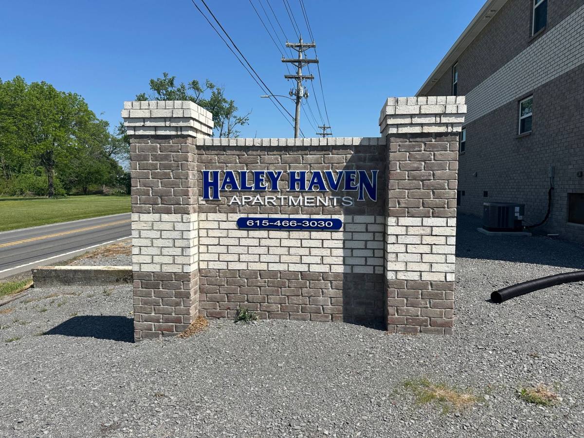 Apartment for rent at 705 Haley St, Lafayette, TN 37083