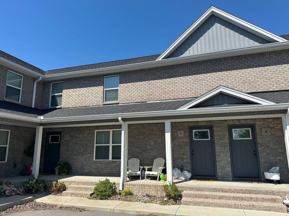 Apartment for rent at 705 Haley St, Lafayette, TN 37083