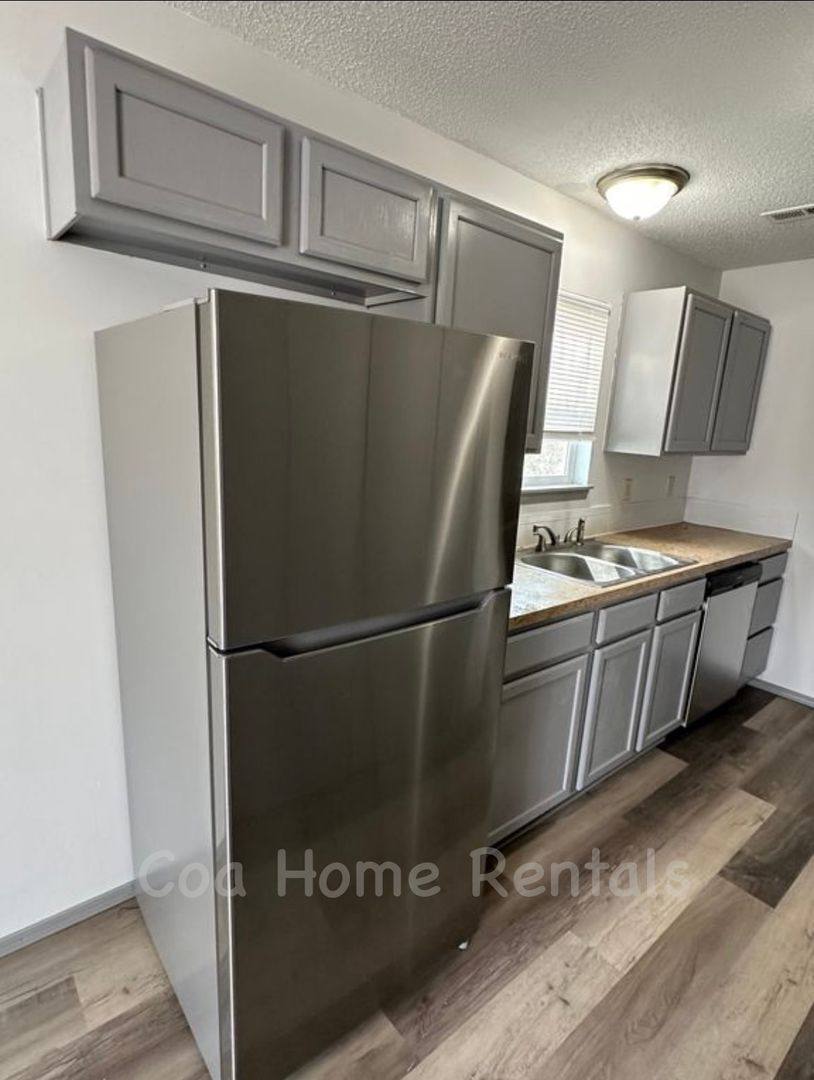 Apartment for rent at 1249 N Minnesota, Wichita, KS 67214