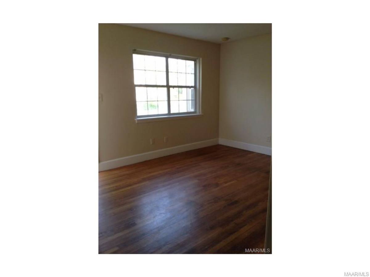 Apartment for rent at 945-951 E Edgemont, Montgomery, AL 36111
