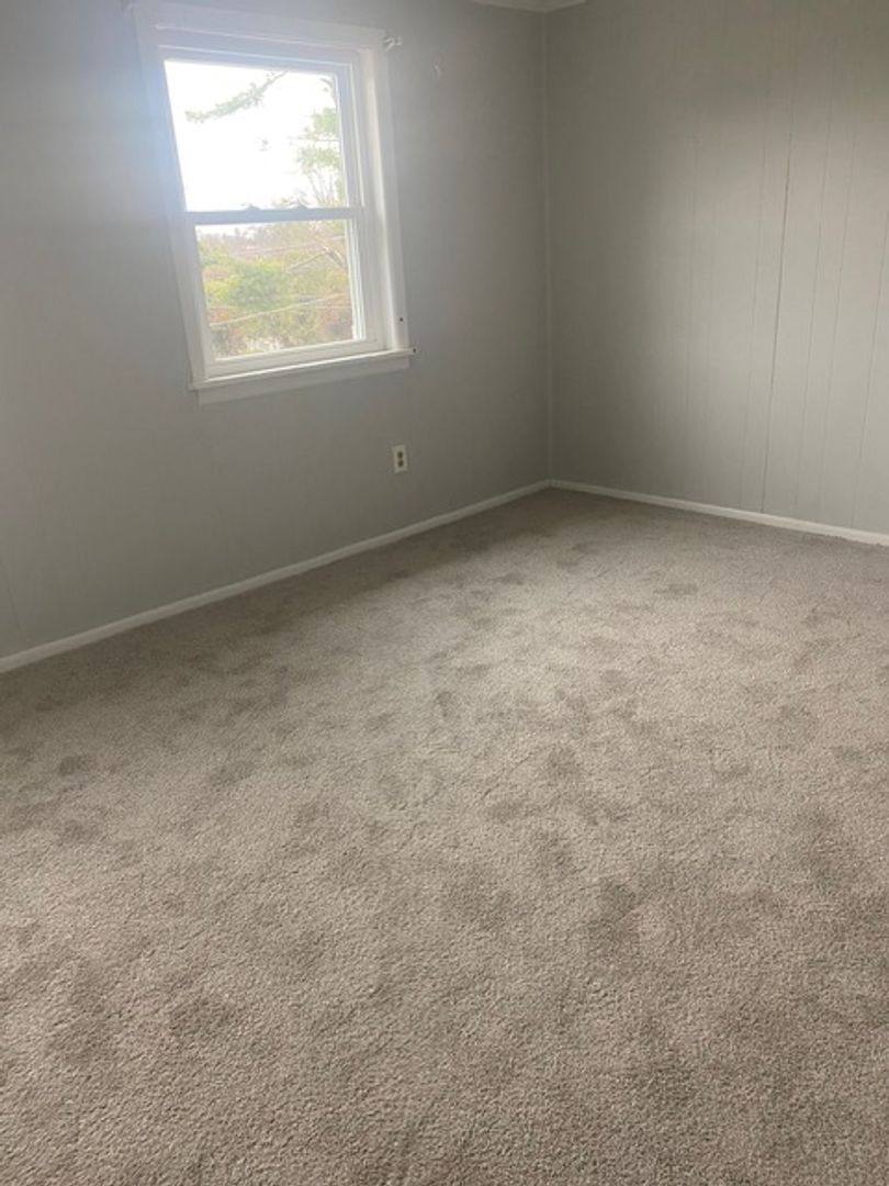 House for rent at 88 S Harwood Ave, Upper Darby, PA 19082