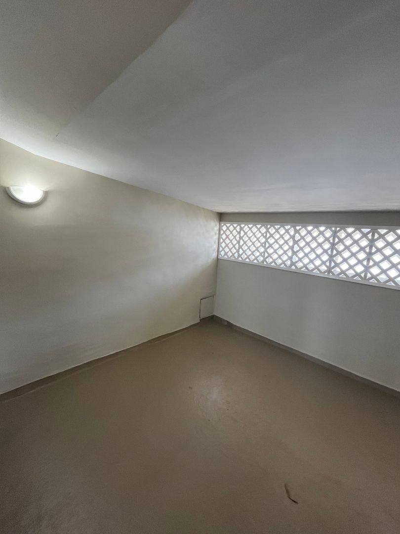 Apartment for rent at 10238 England Ave, Inglewood, CA 90303
