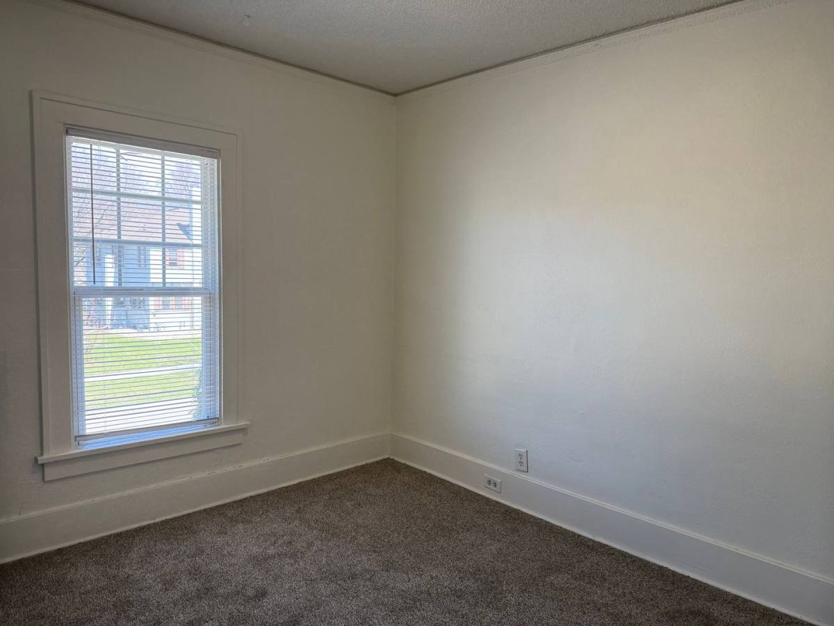 Apartment for rent at 722 8th Ave N, Fargo, ND 58102