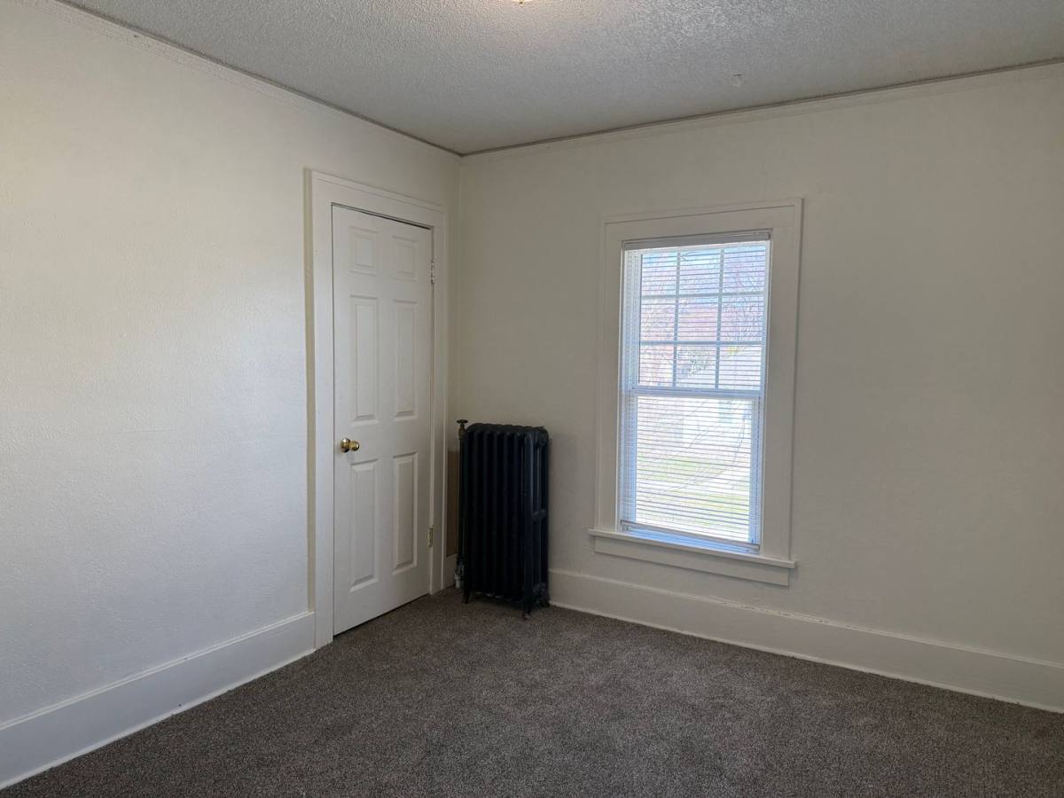 Apartment for rent at 722 8th Ave N, Fargo, ND 58102