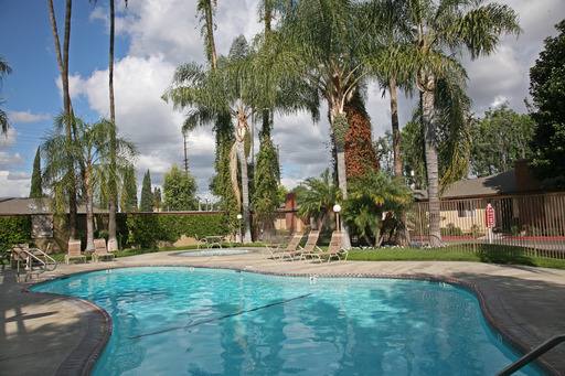 Apartment for rent at 17200 McFadden Ave, Tustin, CA 92780