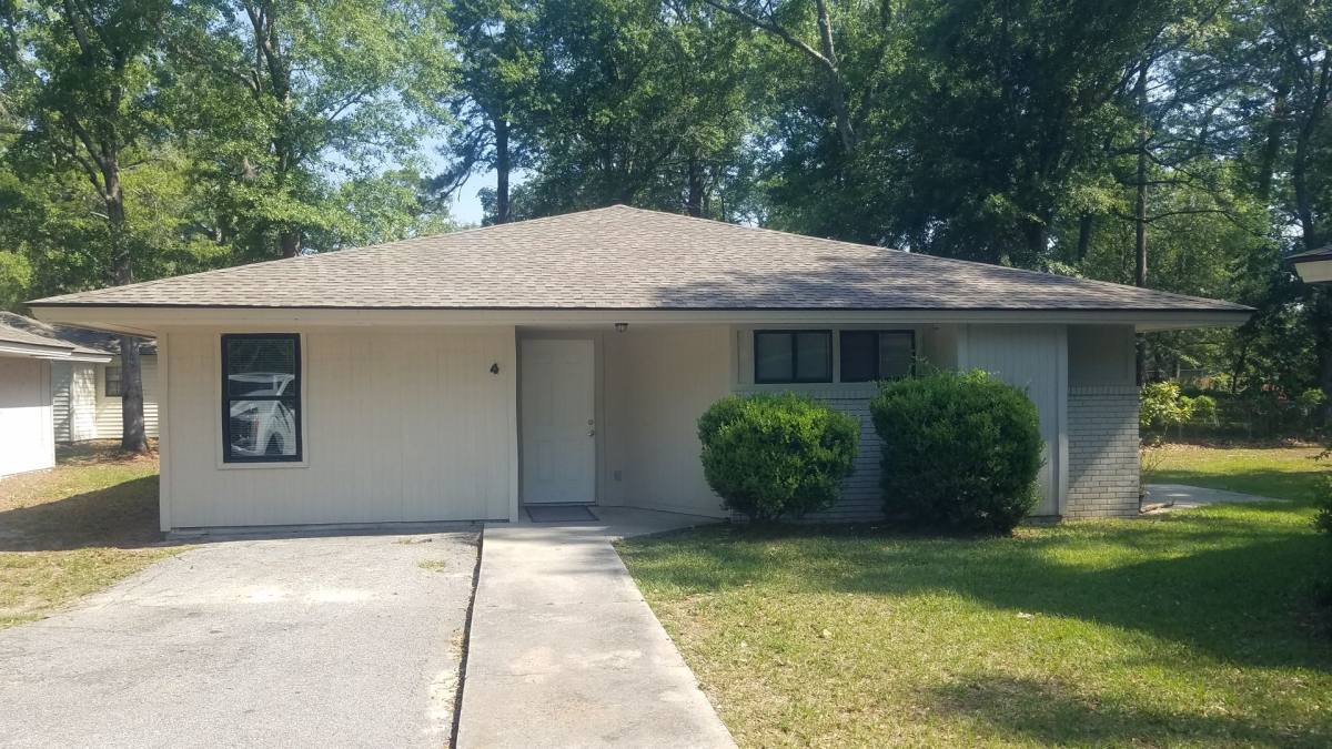 House for rent at 4 Lakeland Court, Valdosta, GA 31602