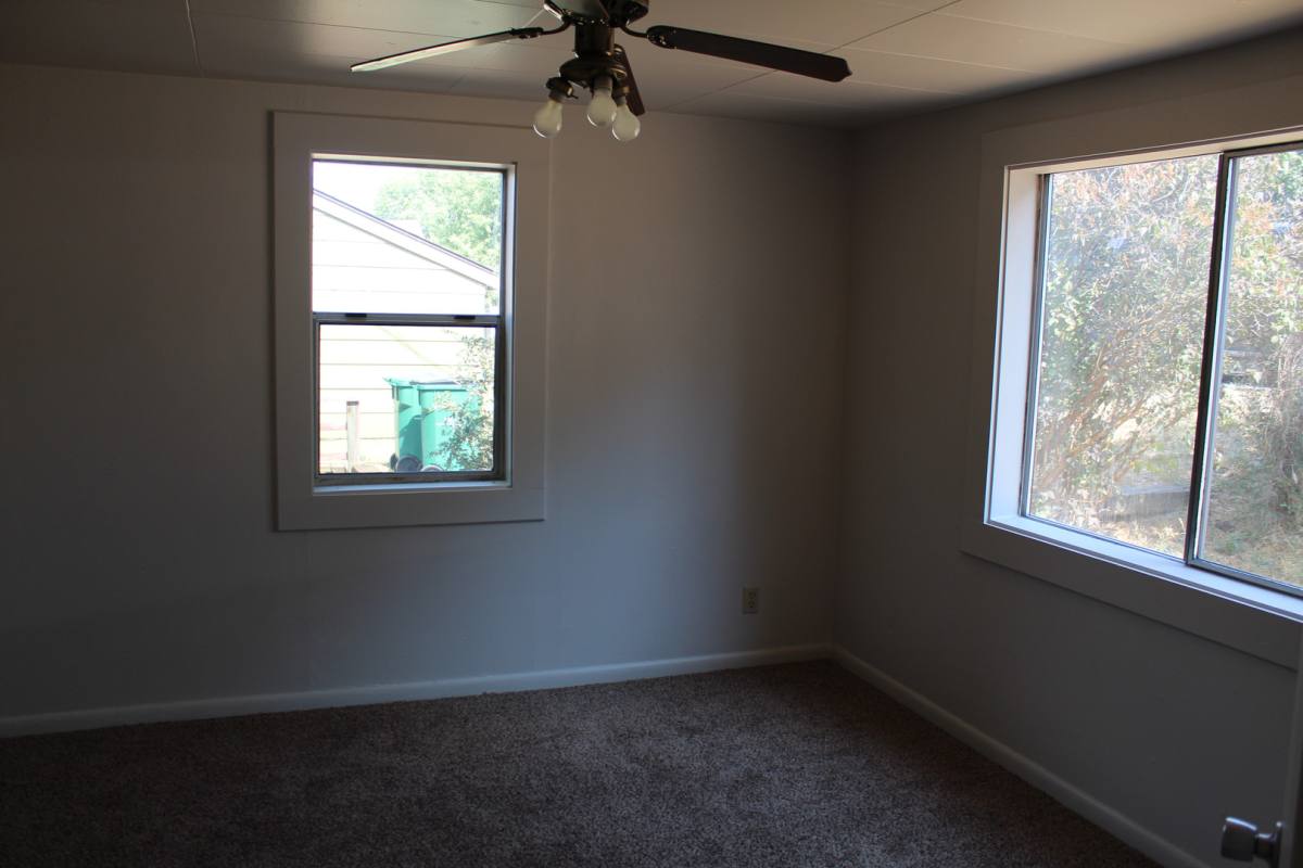 House for rent at 1518 Siskiyou St, Klamath Falls, OR 97601