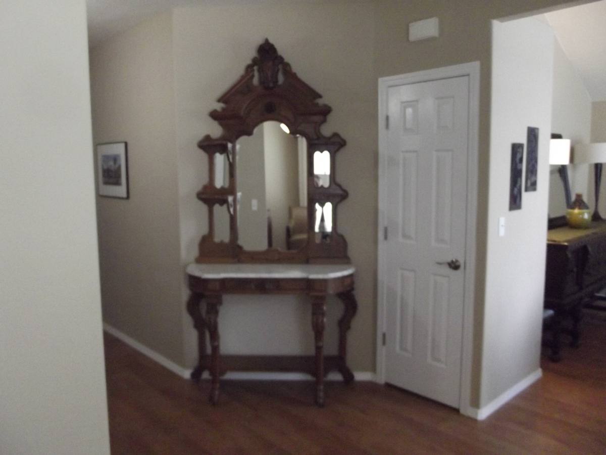 House for rent at 2122 Martin Dr, Medford, OR 97501