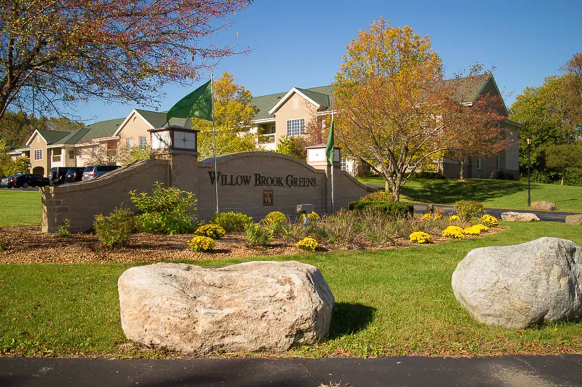 Apartment for rent at 17465 River Birch Dr, Brookfield, WI 53045