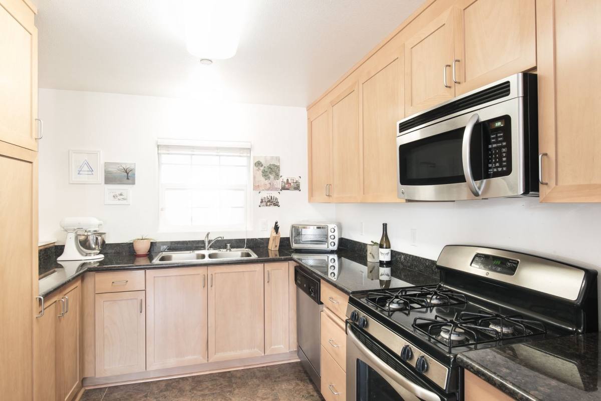 Apartment for rent at 9245 Ciruela Way, Atascadero, CA 93422