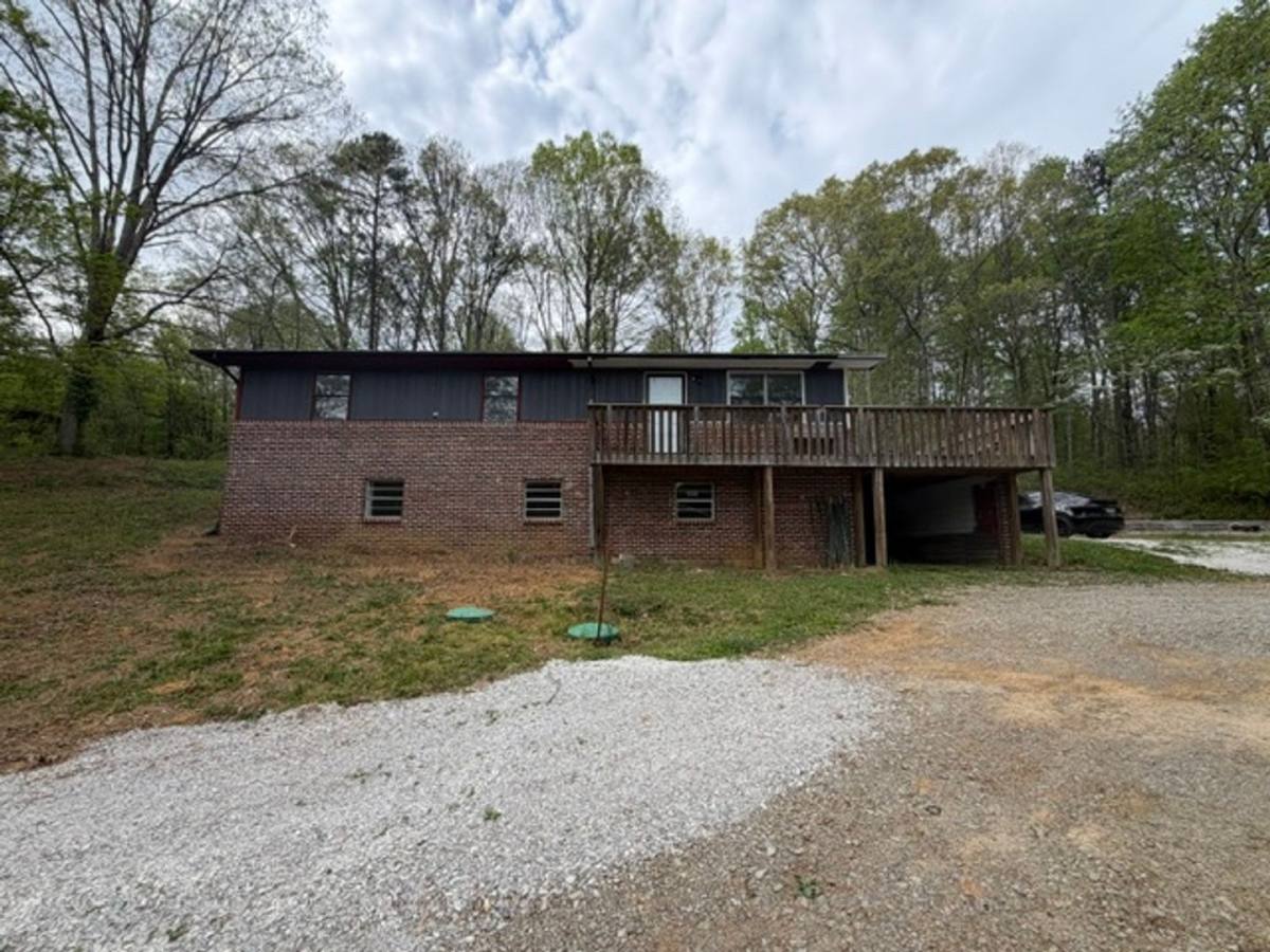 House for rent at 2340 Hines Valley Rd, Lenoir City, TN 37771