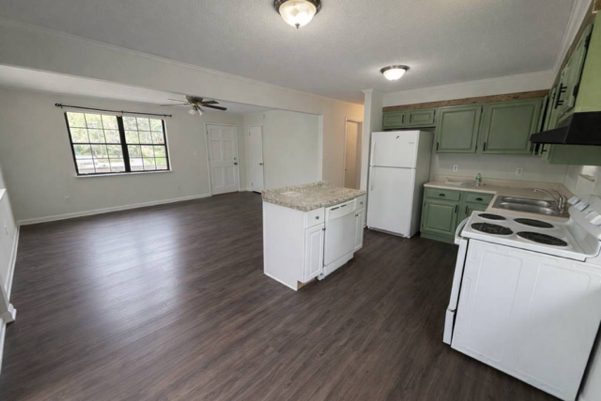 House for rent at 2340 Hines Valley Rd, Lenoir City, TN 37771
