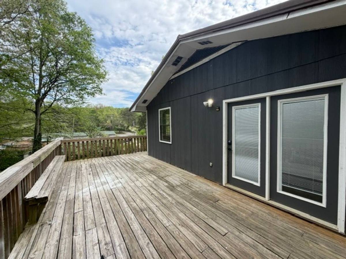 House for rent at 2340 Hines Valley Rd, Lenoir City, TN 37771