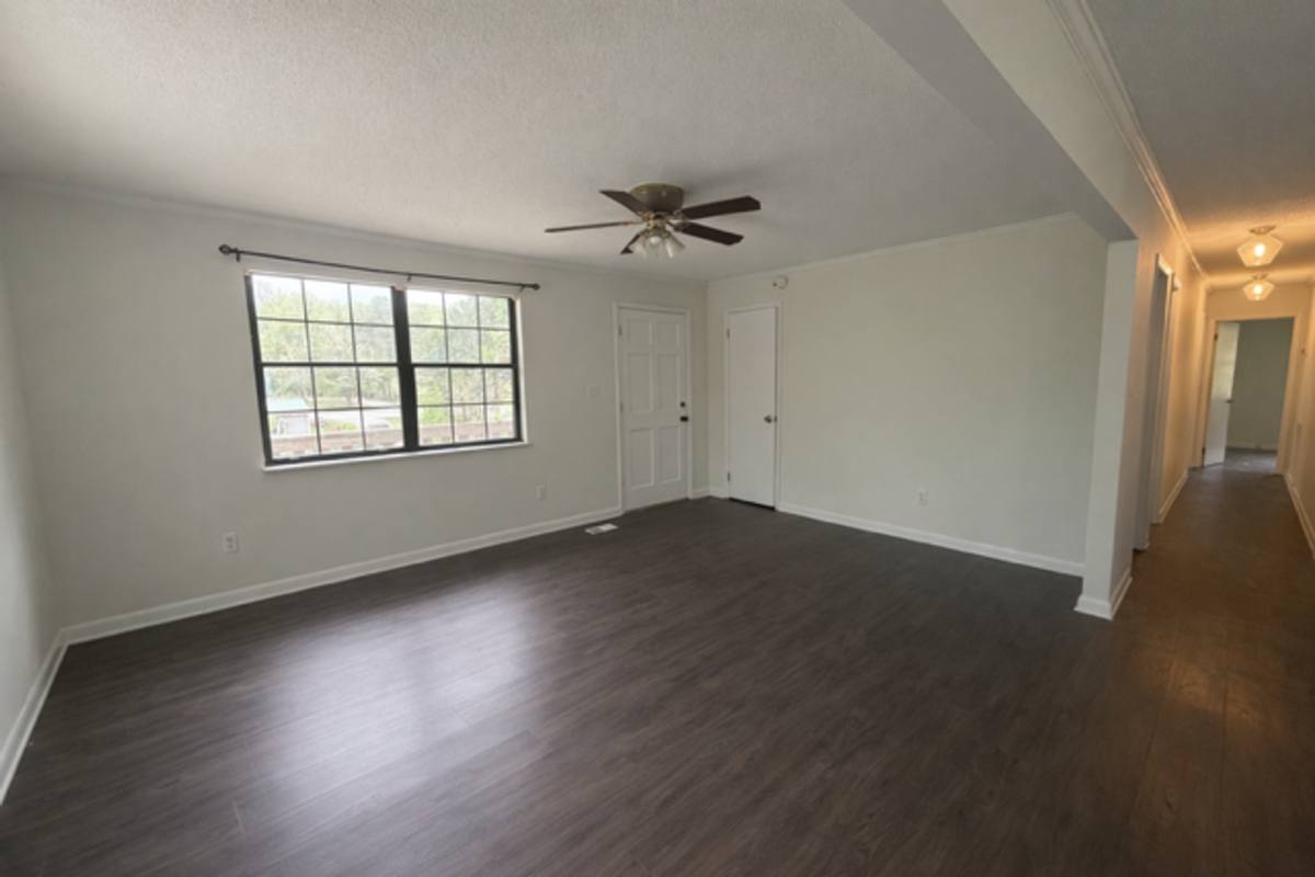 House for rent at 2340 Hines Valley Rd, Lenoir City, TN 37771