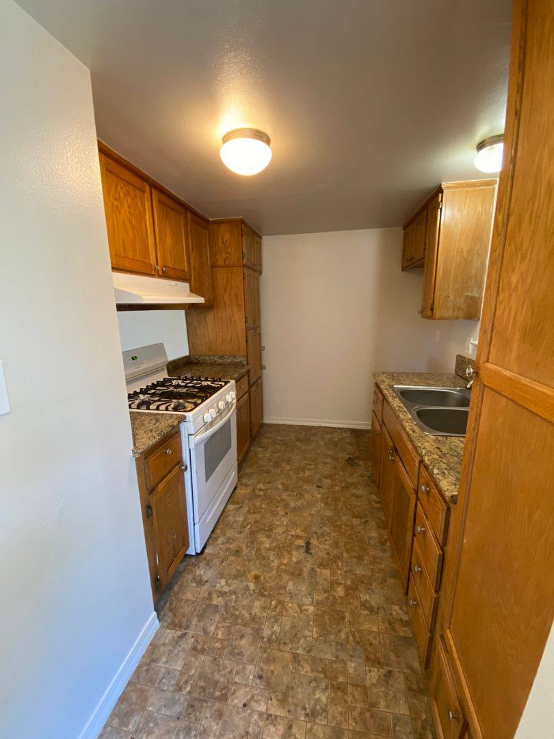 Townhouse for rent at 5674 Hillsdale Blvd, Sacramento, CA 95842