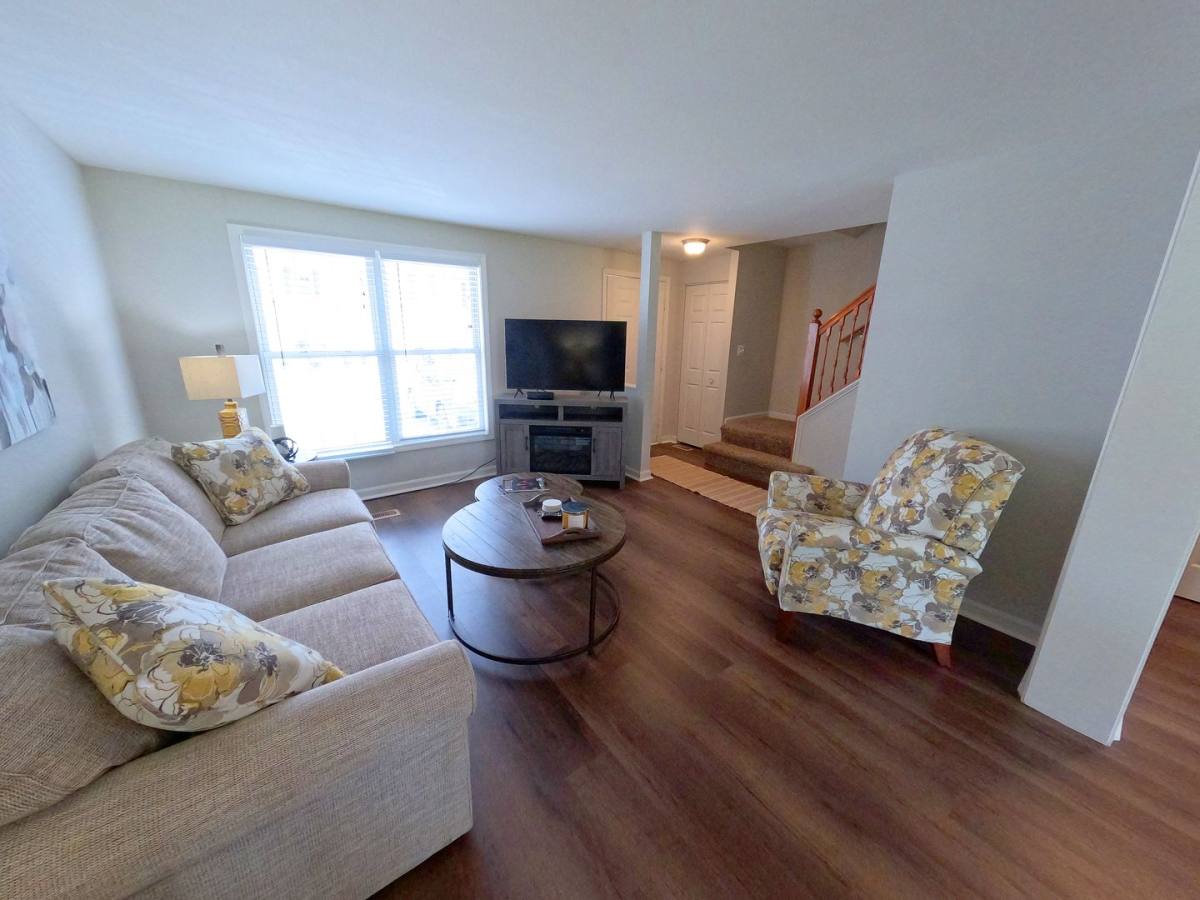 Apartment for rent at 201 Mohican Lane, Mount Hope, WV 25880