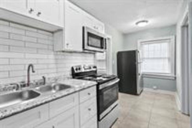 Apartment for rent at 4545 Main St #27, Kansas City, MO 64111