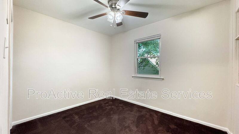 Apartment for rent at 312 Ashlawn Dr #6, Norfolk, VA 23505